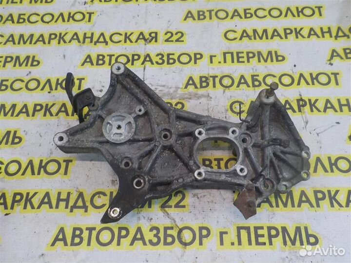 Кронштейн генератора Mitsubishi Pajero III 1999-2