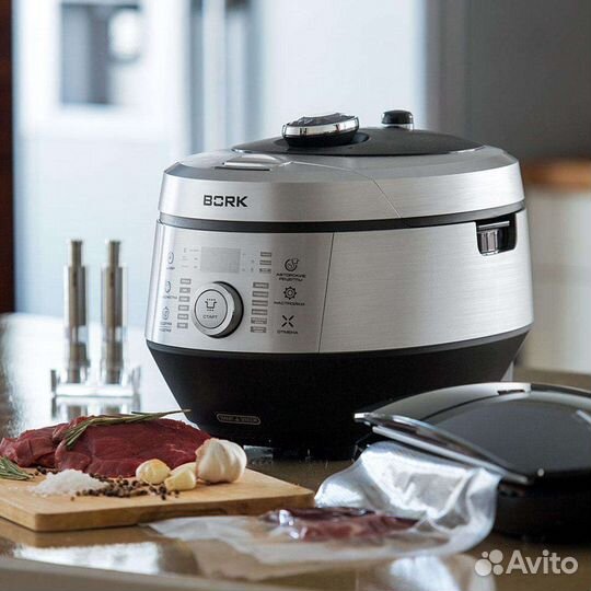 Мультиварка bork u800