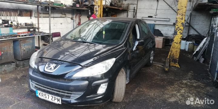 Разбор на запчасти Peugeot 308