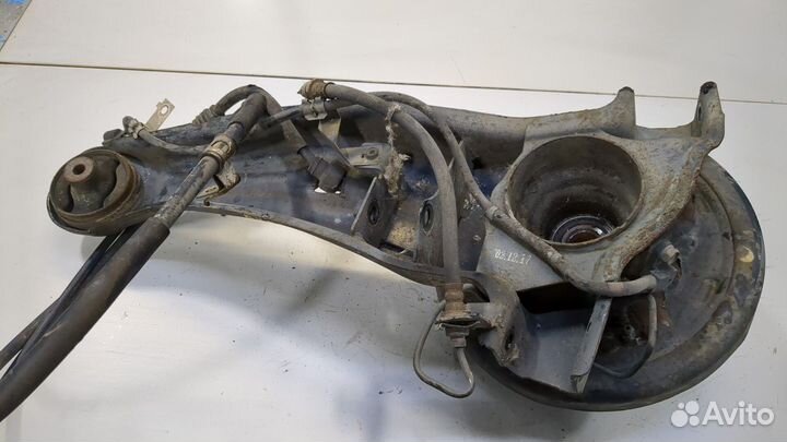 Ступица (кулак, цапфа) Mitsubishi Outlander, 2003