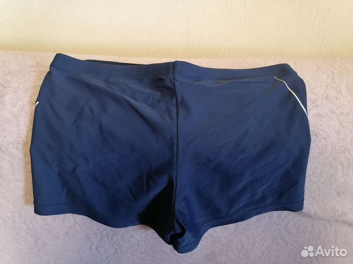 Мужские б/у плавки-шорты 44 размера фирмы joss