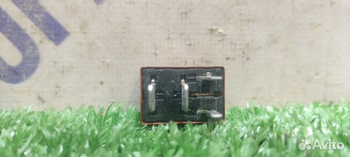 Реле Ford Focus 2 хэтчбек 1.6 hwdb 2006