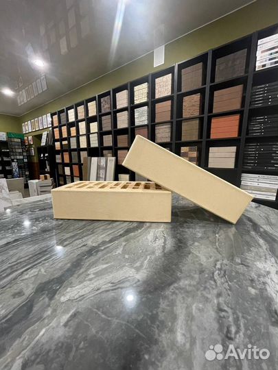 Кирпич лицевой слоновая кость гладкий Строма