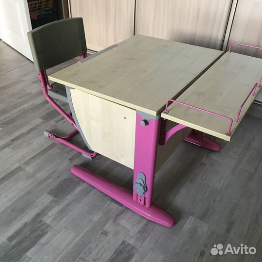 Растущая парта и стул деми