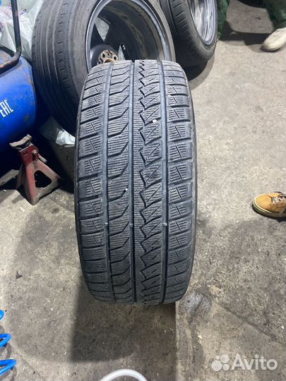 Saferich FRC76 245/4.5 R19
