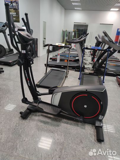 Эллиптический тренажер BH Fitness Crystal TFT