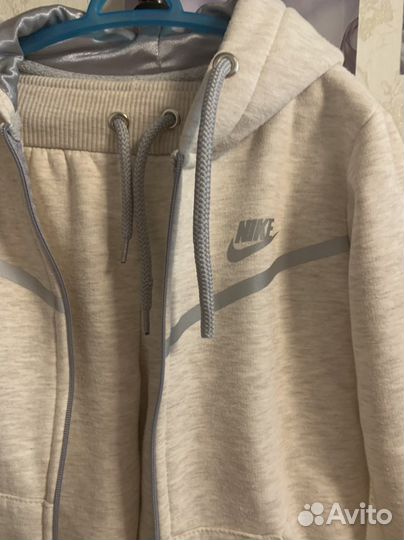 Спортивный костюм Nike для девочек