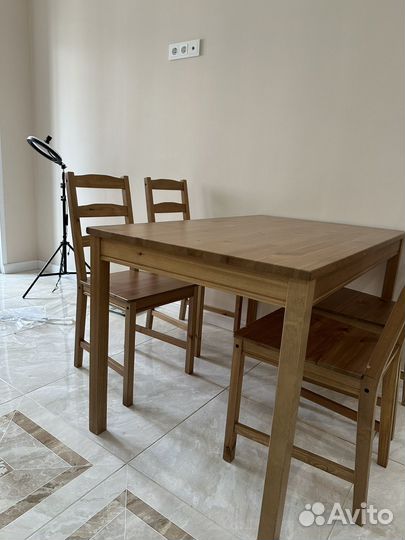 Стол и стулья IKEA бу