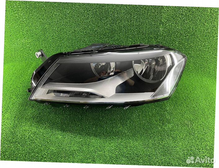 Фара левая Фольксваген Пассат 10-15