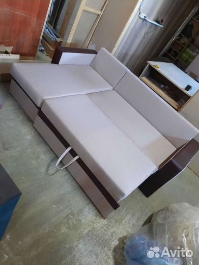 Угловой диван