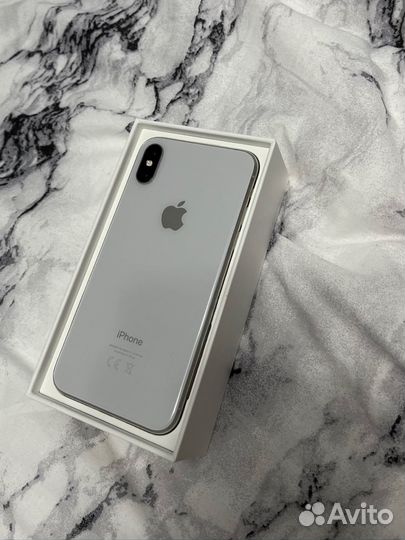 Телефон iPhone x