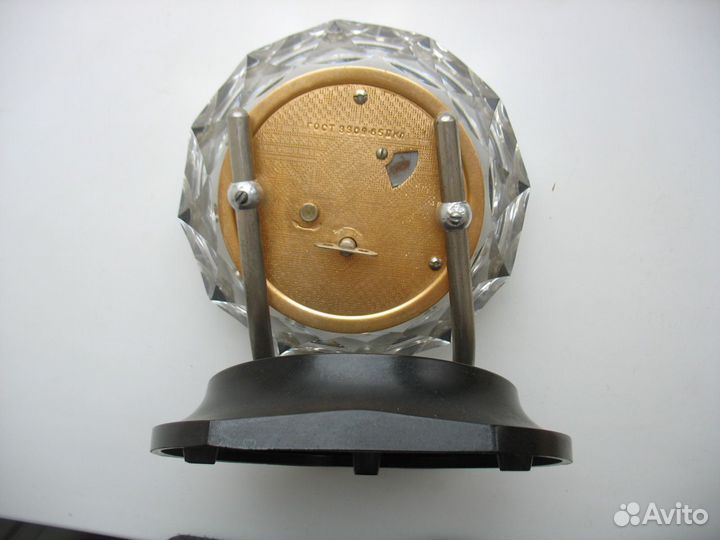 Механические настольные часы маяк.СССР