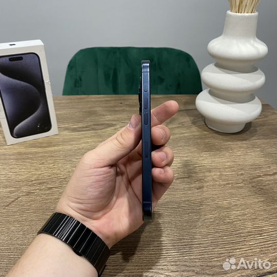 iPhone 15 Pro, 128 ГБ