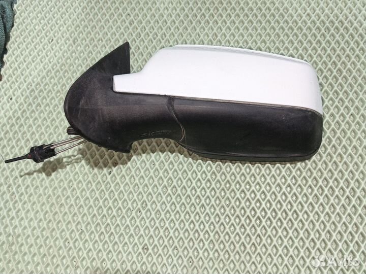 Зеркало левое лада гранта