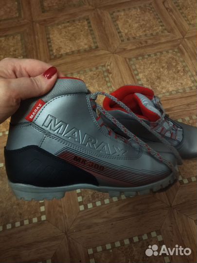 Лыжные ботинки классические