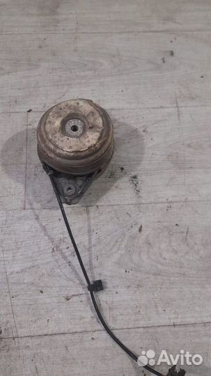 Подушка двс левая Mercedes Benz Gl Class X 166 С