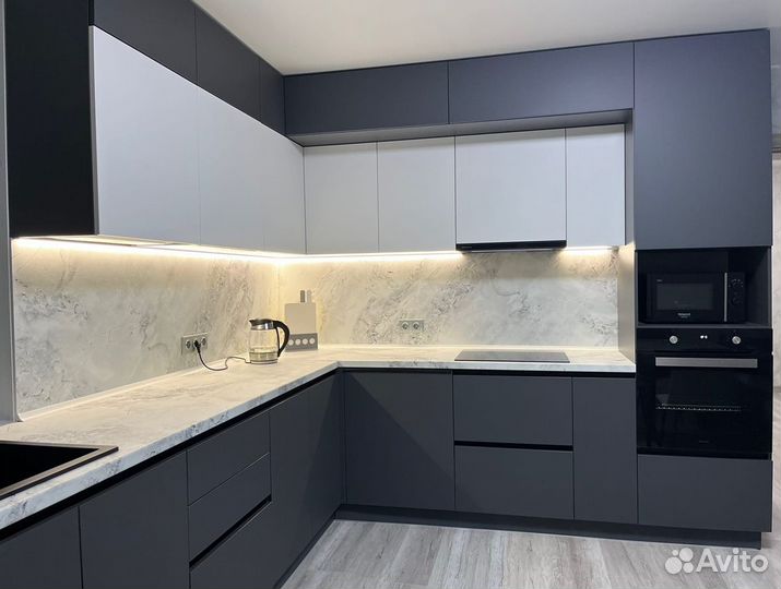 Кухня до потолка на заказ