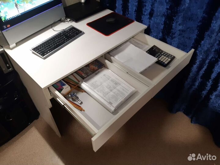 Стол письменный компьютерный