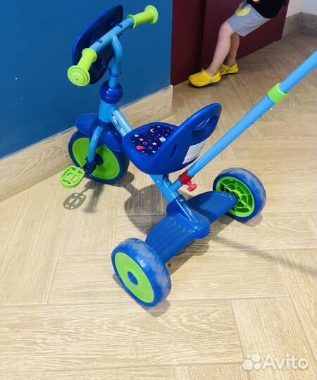 Трехколесный велосипед