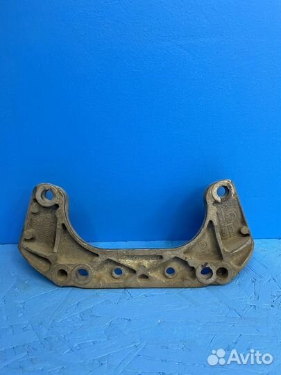 Кронштейн опора коробки передач BMW E46 Z4 E85 E86