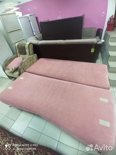 Б-7 Диван еврокнижка б/у 8583