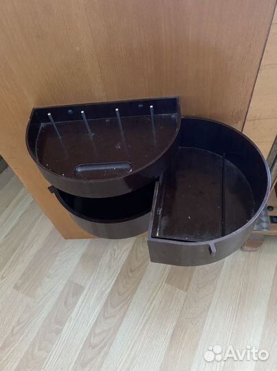 Тумба под швейную машинку