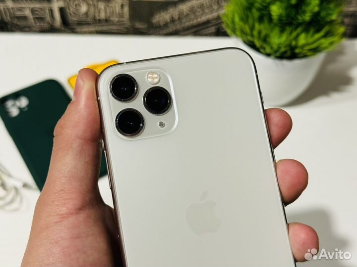 iPhone 11 Pro, 64 ГБ