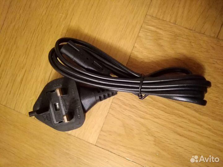 Кабель питания сетевой