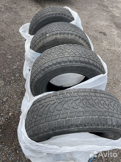 Bridgestone Blizzak DM-Z3 265/65 R17