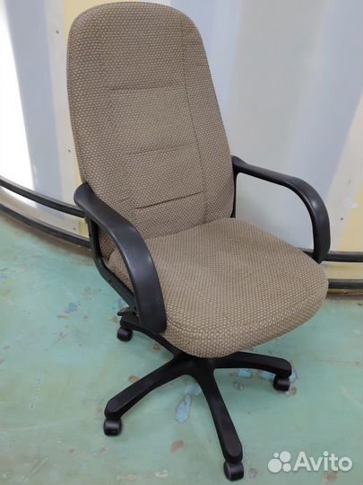 Кресло офисное Tetchair сн747 беж/ткань бу