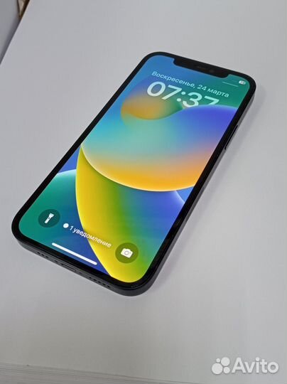 iPhone 12, 64 ГБ