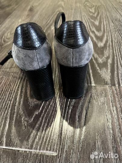 Туфли женские