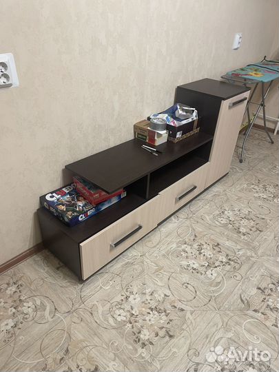 Тумба под телевизор