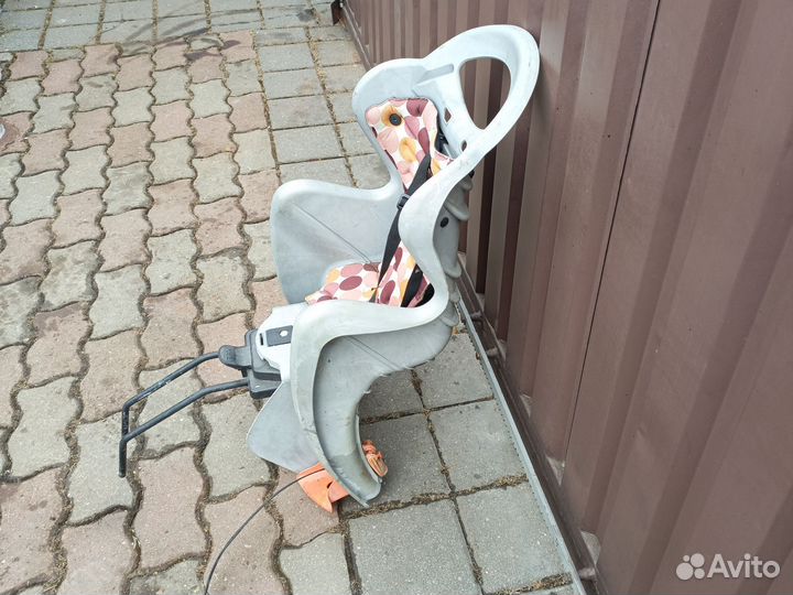 Детское велокресло на багажник