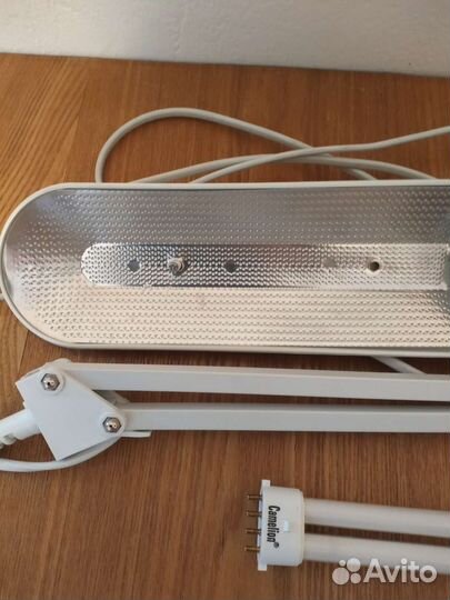 Лампа настольная