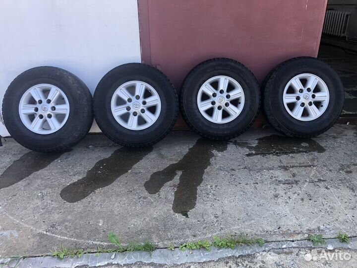 Bridgestone Dueler A/T 225/70 R15 112S