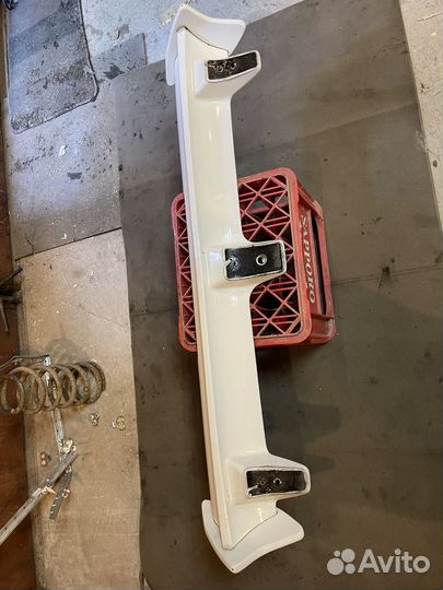 Спойлер Mitsubishi Pajero 2 V26