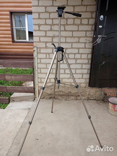 Штатив для лазерного уровня