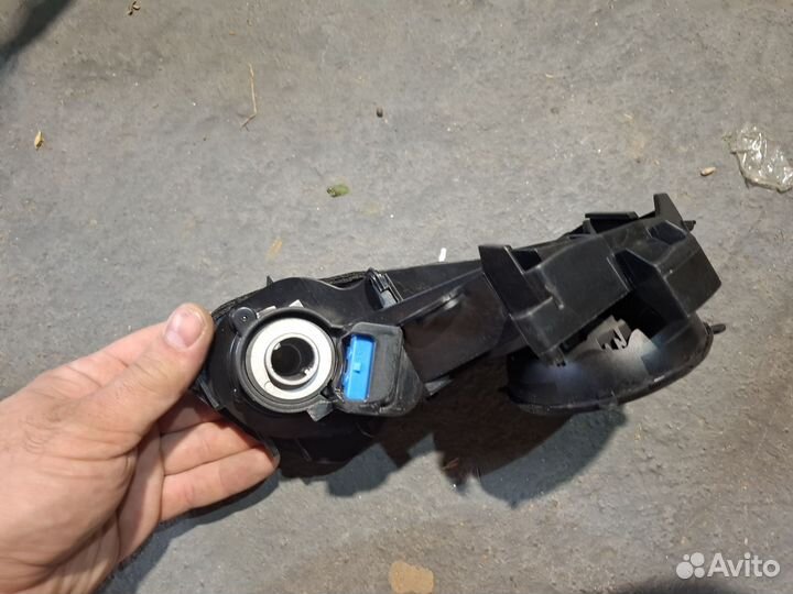 Кронштейн зеркала geely tugella