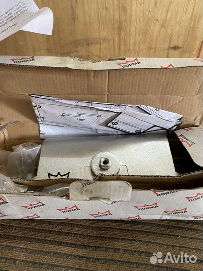 Доводчик дверной dorma