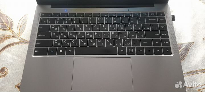 Ноутбук рабочий, очень шустрый, бесшумный