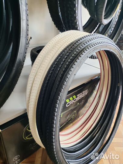 Покрышки для инвалидной коляски/2 шт