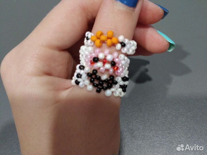 Фигурки из бисера