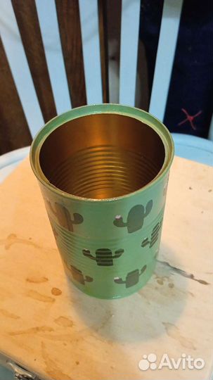 Банка-жестянка ручной работы)