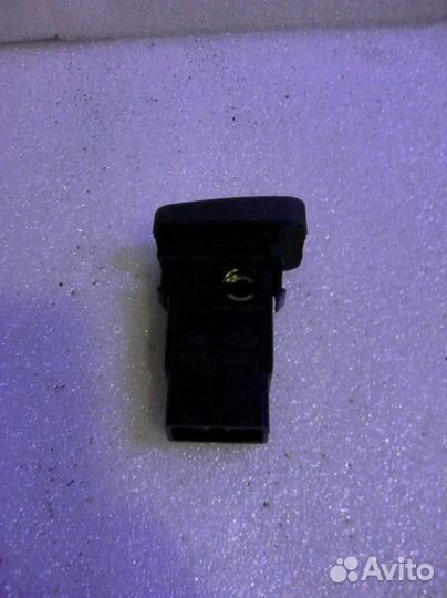 Кнопка аварийной сигнализации Kia Rio 3 2011-2015