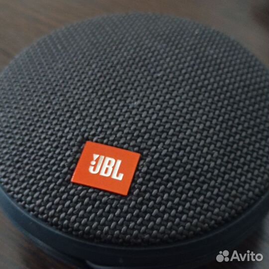 Колонка JBL