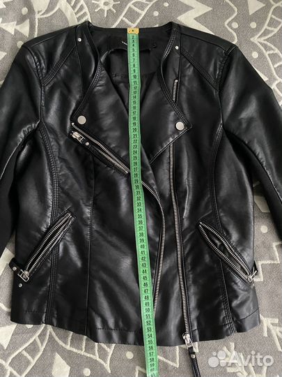 Одежда женская (куртка, пиджак, юбка)