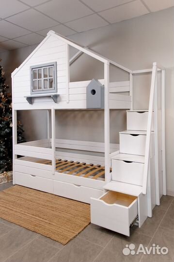 Детская кровать двухъярусная