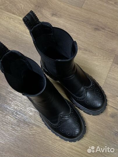 Ботинки женские 38 размера кожаные