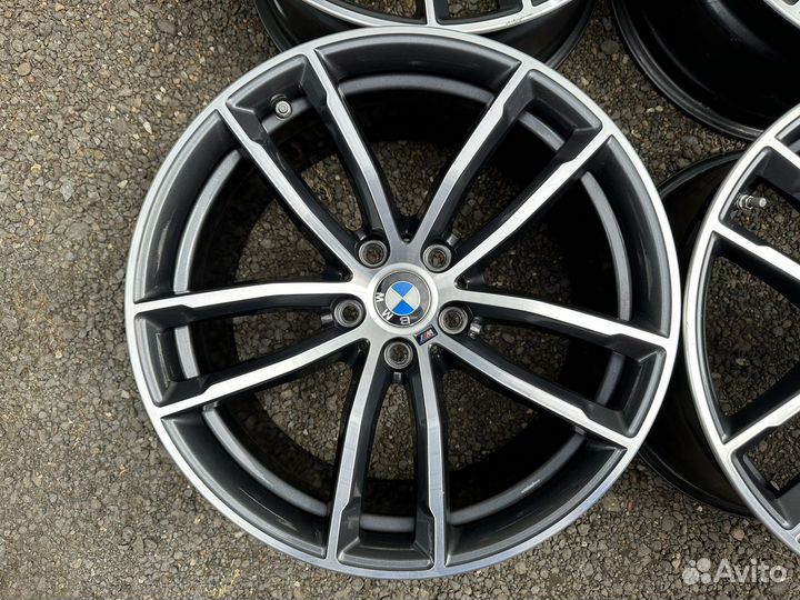 Оригинальные диски R18 BMW G30 662 M Style